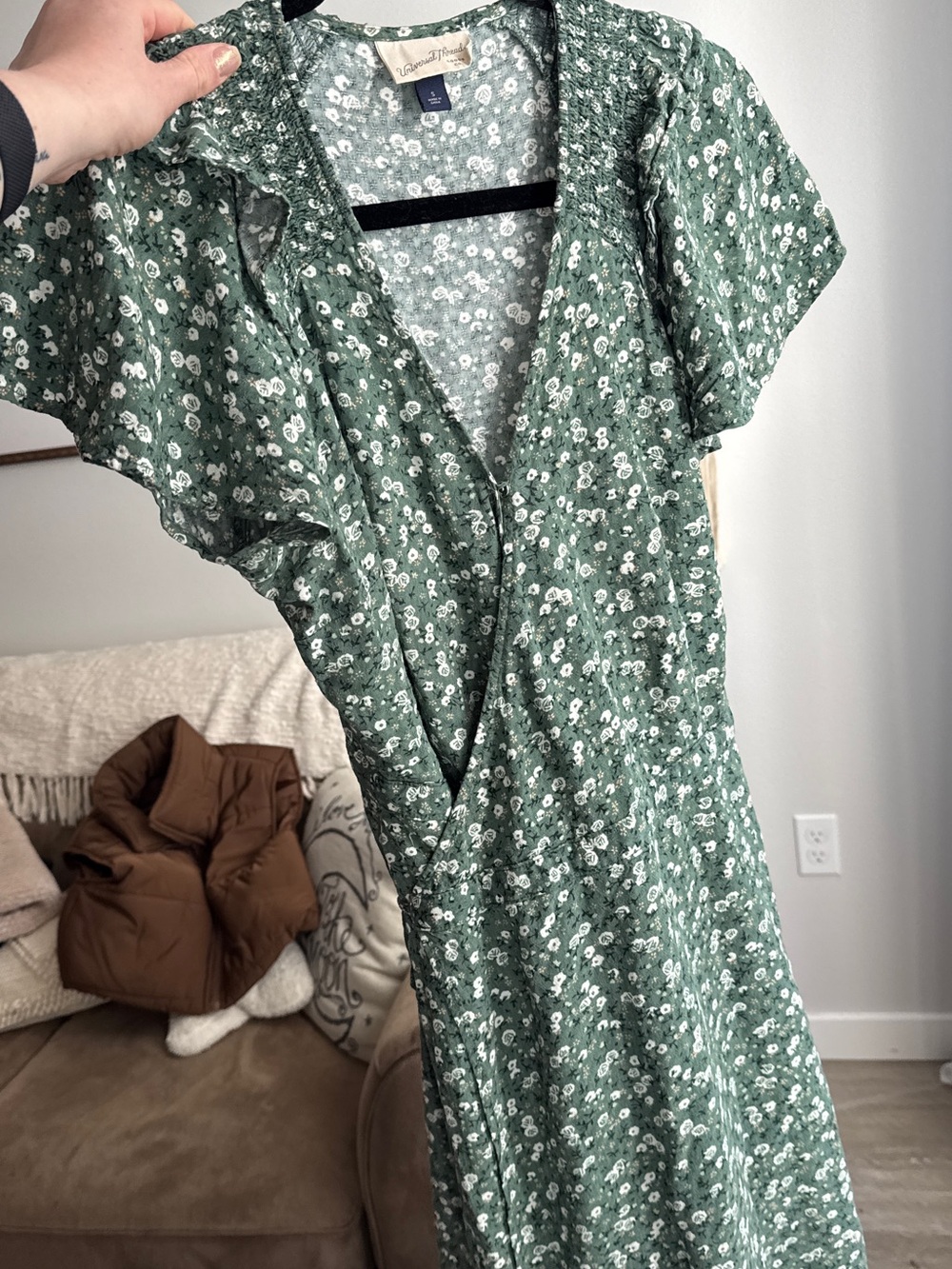 Universal Thread Green Ditsy Floral Wrap Dress